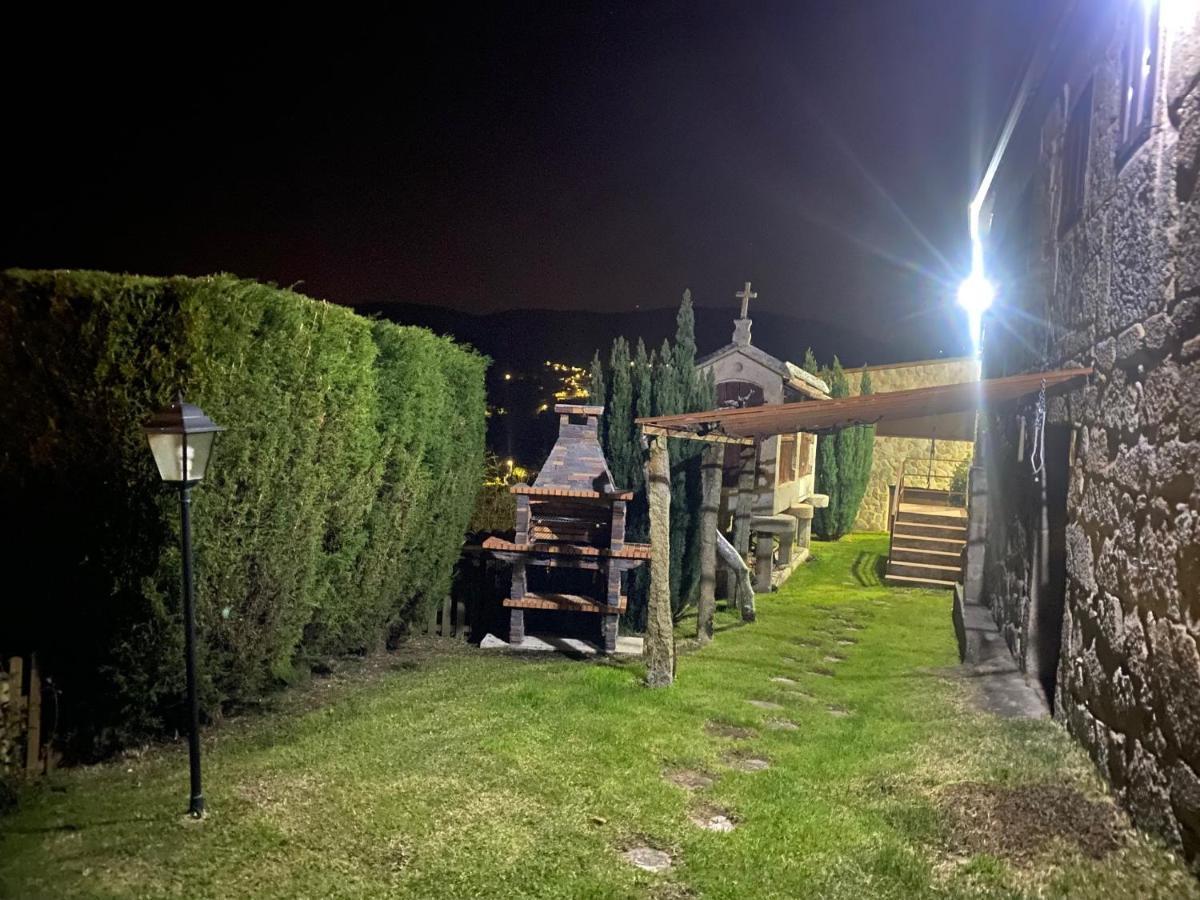 Casa Rural O Carballo Da Pedra La Caniza Exterior foto